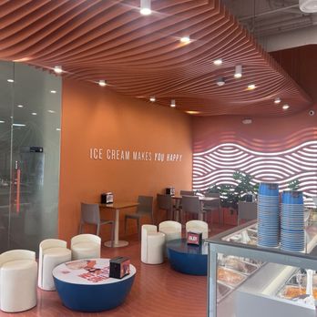 Più Gelato - Inside - Gelato Near Me - Davie, Florida