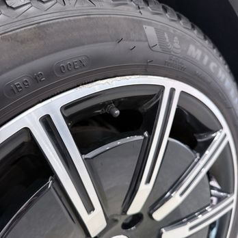 AJ Wheel Repair- - Moderate/severe curb rash on another wheel, prior to the repair - Wheel & Rim Repair Near Me - San Diego, California