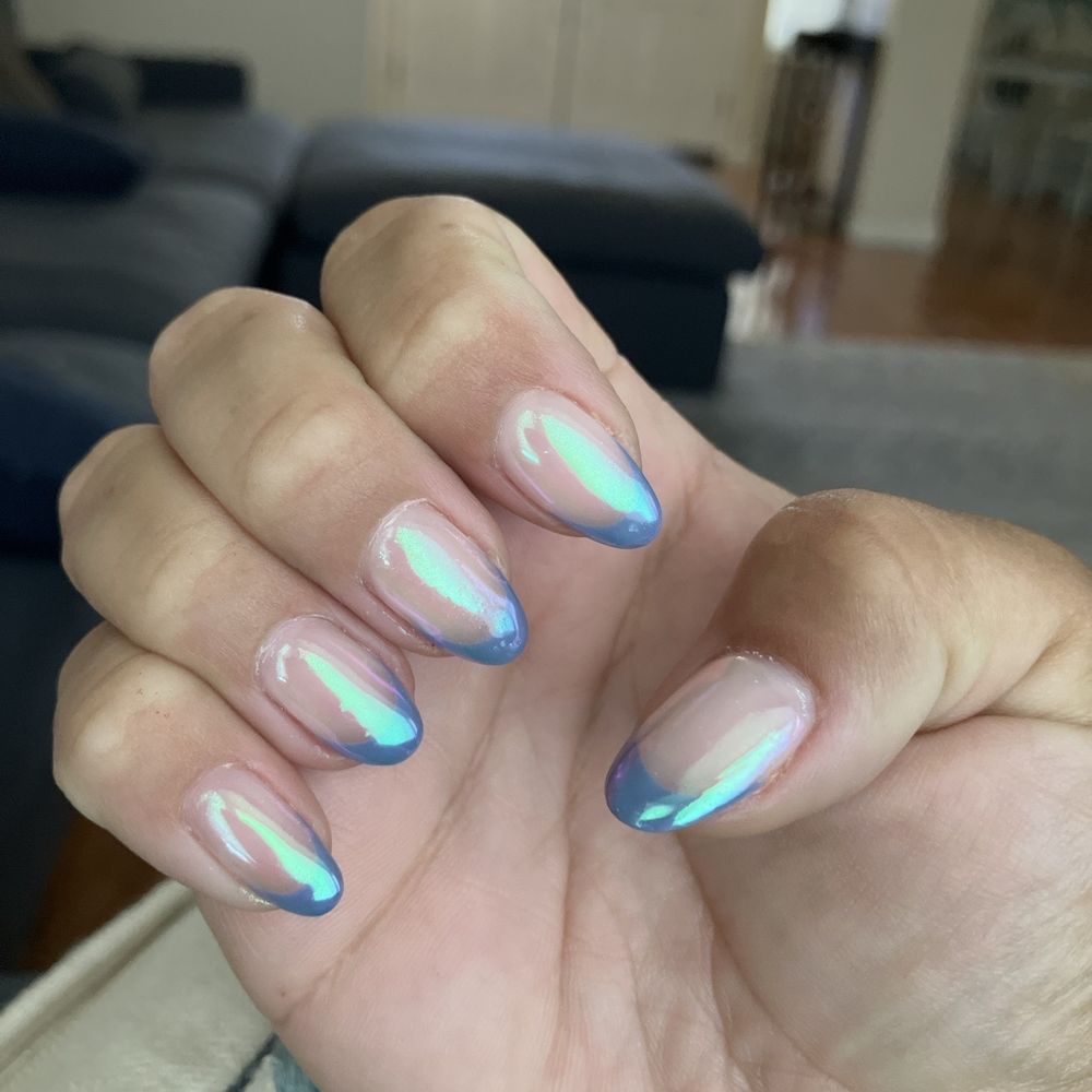 I wanted the chrome French tip and then I decided to say screw it down the whole nail cause it's so pretty. I wanted the chrome French tip and then I decided to say screw it down the whole nail cause it's so pretty.