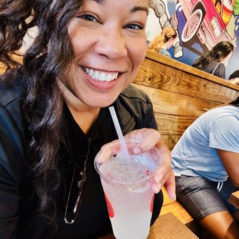 Elite Experience: Killer Burger - Lemonade - Yelp Events Near Me - Houston, Texas