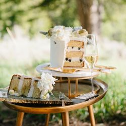 Buttercream Cake Design - Elopement cake