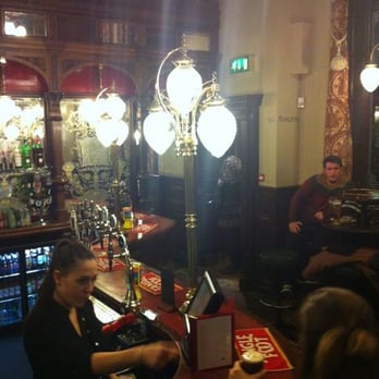 St Stephen's Tavern - Fish & Chips Near Me - London, XGL St Stephen's Tavern - Fish & Chips Near Me - London, XGL