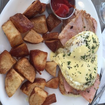 Big Bad Breakfast - Redneck eggs Benedict, awesome - Breakfast & Brunch Near Me - Inlet Beach, Florida