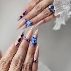 Honeybee Nail Spa