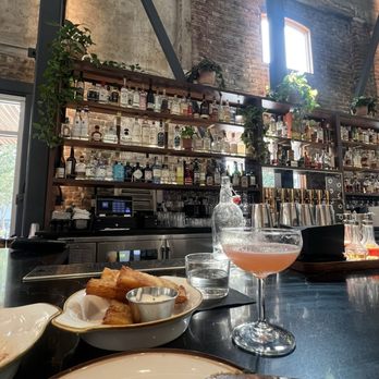 Good Neighbor - Bar - American Near Me - Sacramento, California