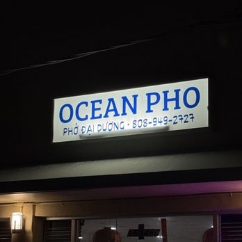 Ocean Pho - Outside - Vietnamese Near Me - Honolulu, Hawaii