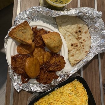 Ahmed Indian Restaurant OBT - Palak Paneer, Vegetable Samosa/ vegetarian Appetizer Combo, biryani rice, naan - Indian Near Me - Orlando, Florida Ahmed Indian Restaurant OBT - Palak Paneer, Vegetable Samosa/ vegetarian Appetizer Combo, biryani rice, naan - Indian Near Me - Orlando, Florida