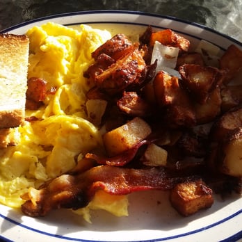Beach Diner Mandarin - Diners Near Me - Jacksonville, Florida