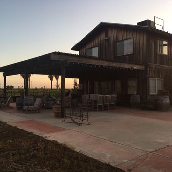 Cedar View Winery - Wineries Near Me - Sanger, California