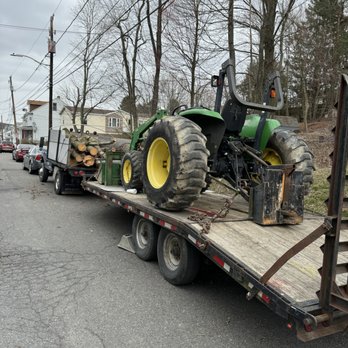 Blue Mountain Tree Company - Tree Services Near Me - Pine Grove, Pennsylvania