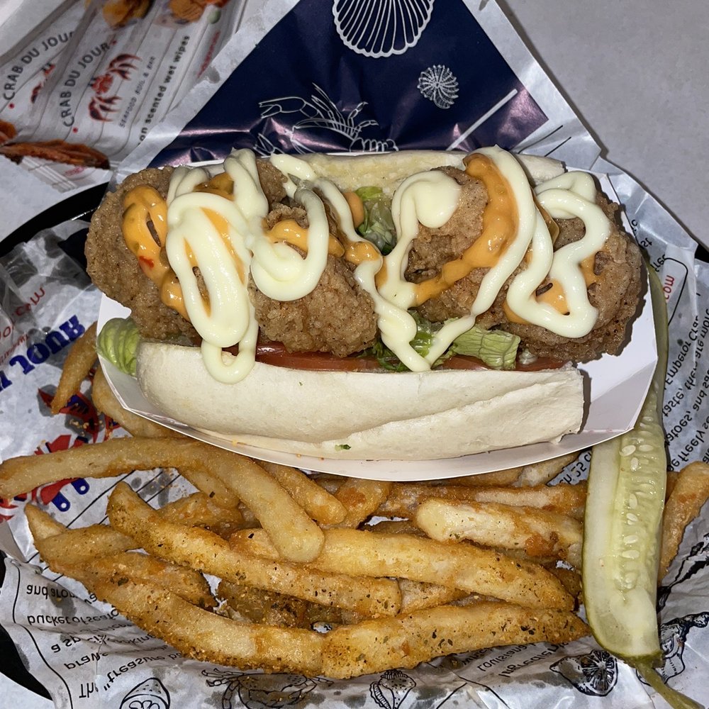 Crab Du Jour - Newark - Fried Shrimp Po' Boy - Seafood Near Me - Newark, Delaware Crab Du Jour - Newark - Fried Shrimp Po' Boy - Seafood Near Me - Newark, Delaware