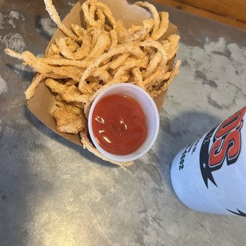 Red's Burger House - Regular onion strings - Burgers Near Me - Azle, Texas Red's Burger House - Regular onion strings - Burgers Near Me - Azle, Texas