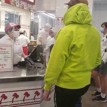 In-N-Out Burger - Lines, even at 10 a.m. on a Sunday. - Fast Food Near Me - Mill Valley, California