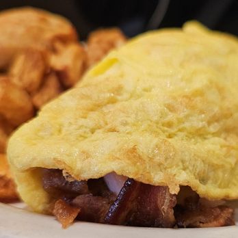 Metro Diner - Meat lovers omelette - Diners Near Me - Huntersville, North Carolina Metro Diner - Meat lovers omelette - Diners Near Me - Huntersville, North Carolina