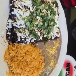 Mole Enchiladas