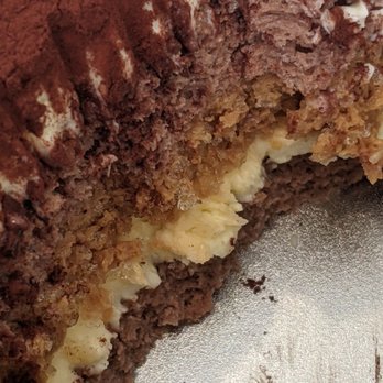 Pillow Talk Cafe Pasadena - Tiramisu, not completely defrosted. - Coffee & Tea Near Me - Pasadena, California