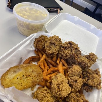Bienvenue - To-go Fried Oyster Platter, Sweet Potato Fries, and Mac and Cheese. - Seafood Near Me - Harahan, Louisiana Bienvenue - To-go Fried Oyster Platter, Sweet Potato Fries, and Mac and Cheese. - Seafood Near Me - Harahan, Louisiana