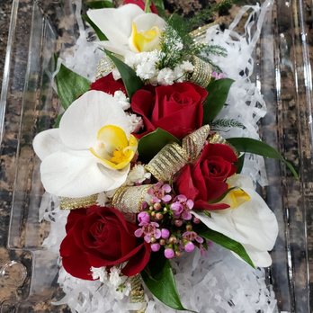 Hockridge Florist - Roses and orchid corsage - Florists Near Me - Redlands, California Hockridge Florist - Roses and orchid corsage - Florists Near Me - Redlands, California