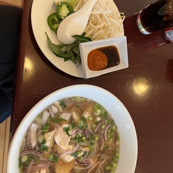 Burmese Bowl - Pho - Burmese Near Me - Lee, Massachusetts Burmese Bowl - Pho - Burmese Near Me - Lee, Massachusetts