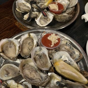 King Crab House - Two dozen oysters - Seafood Near Me - Chicago, Illinois King Crab House - Two dozen oysters - Seafood Near Me - Chicago, Illinois