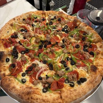 Mooney’s Pizza - Supreme pizza - Pizza Near Me - Long Beach, California Mooney’s Pizza - Supreme pizza - Pizza Near Me - Long Beach, California
