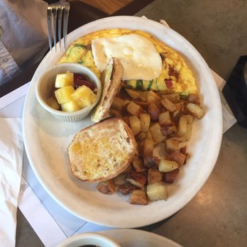 Turning Point - Tuscany omelete - Breakfast & Brunch Near Me - Hoboken, New Jersey Turning Point - Tuscany omelete - Breakfast & Brunch Near Me - Hoboken, New Jersey
