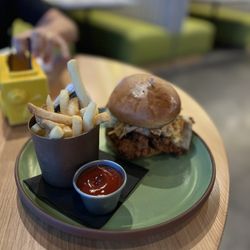 Tempo + Grace - Super crunchy chicken sandwich
