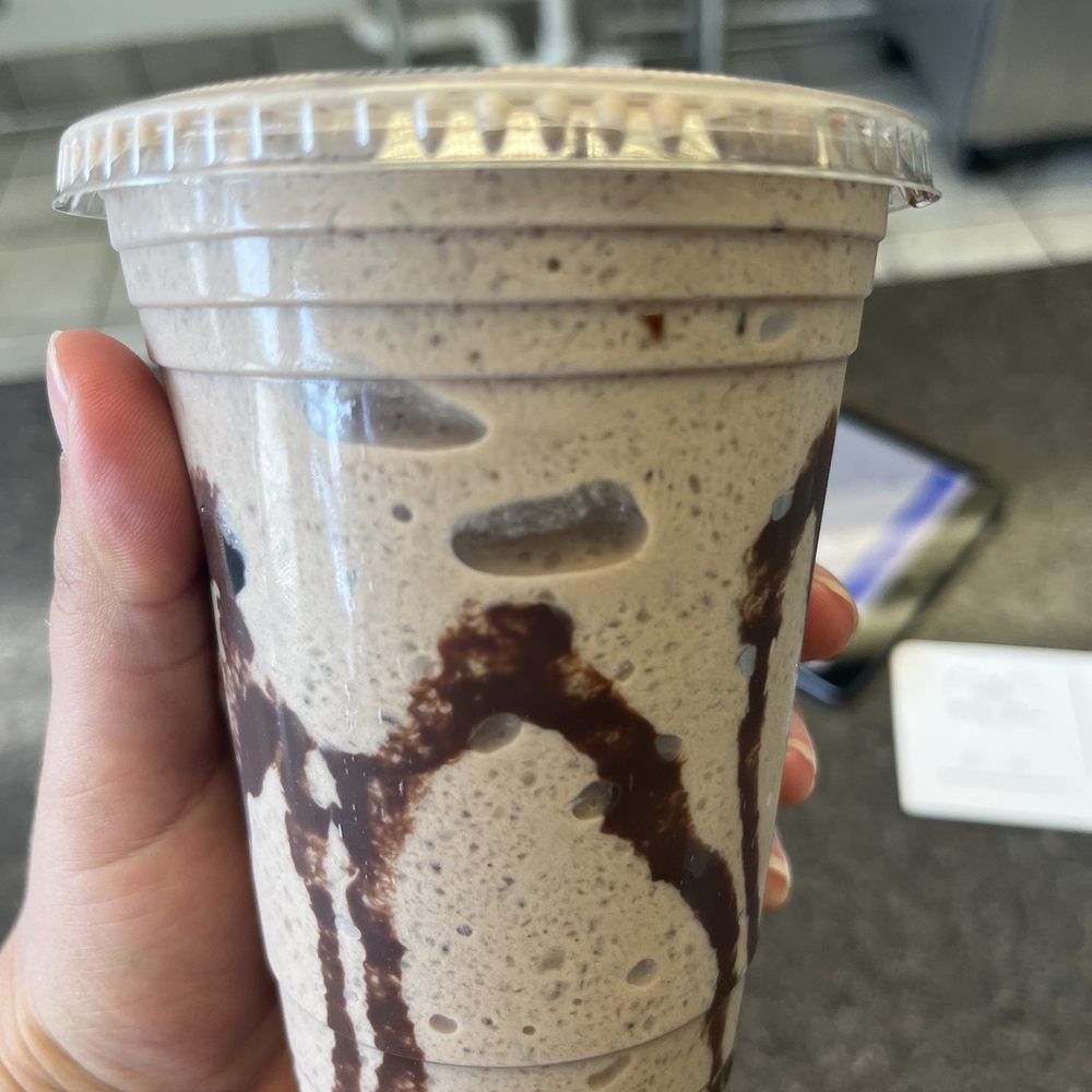 Lakeside Nutrition - Thin mint shake - Juice Bars & Smoothies Near Me - Annandale, Minnesota Lakeside Nutrition - Thin mint shake - Juice Bars & Smoothies Near Me - Annandale, Minnesota