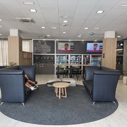TRYP  Airport Suites