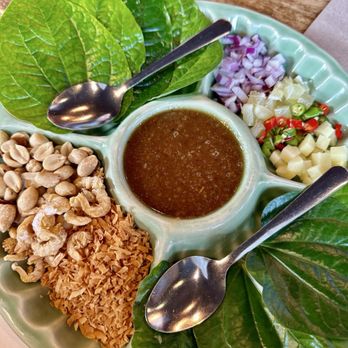 Isarn Thai Soul Kitchen - Appetizer - Northern Thai Leaf Cup Nibbles - Thai Near Me - Lynnwood, Washington Isarn Thai Soul Kitchen - Appetizer - Northern Thai Leaf Cup Nibbles - Thai Near Me - Lynnwood, Washington