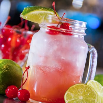 Louie's Grill and Bar - Sports Bars Near Me - Tulsa, Oklahoma