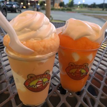Jeremiah's Italian Ice - Tropical gelanti on left, cherry gelanti on the right - Desserts Near Me - McKinney, Texas