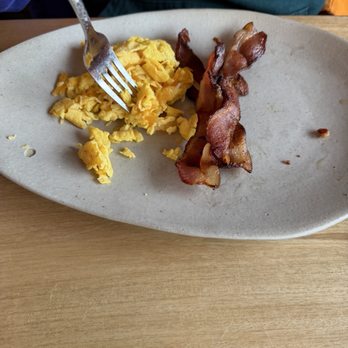 Bocado Brunch & Te'Kila - Scrambled eggs with bacon - Breakfast & Brunch Near Me - Noblesville, Indiana