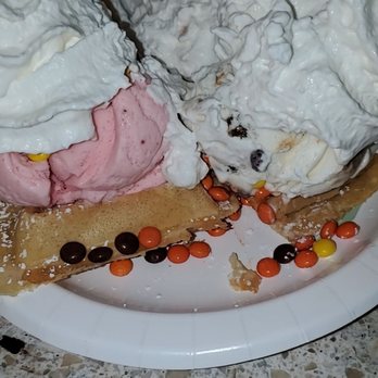 Hassles Ice Cream Parlor - strawberry cheesecake and salty caramel pretzel on half waffle - Ice Cream & Frozen Yogurt Near Me - Wildwood, New Jersey