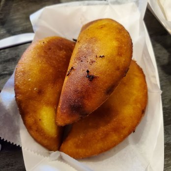 Arepa Burger - Empanadas de carne - Burgers Near Me - Orlando, Florida