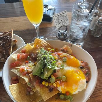 Black Duck Tavern - Cocktail Bars Near Me - East Providence, Rhode Island