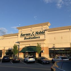 Barnes & Noble Booksellers