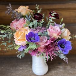 Stella Grey Blooms - Premium Floral Bouquet of 2/10/23