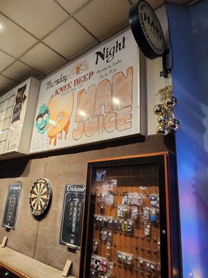 Billco's Billiards and Darts by null