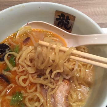 Ramen Tatsunoya - Japanese customized noodle to prevent the noodle from soaking too much broth and getting soggy. - Ramen Near Me - Pasadena, California Ramen Tatsunoya - Japanese customized noodle to prevent the noodle from soaking too much broth and getting soggy. - Ramen Near Me - Pasadena, California