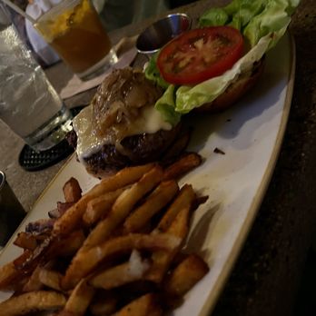 Monkeypod Kitchen - Maui Cattle Company Cheese Burger - New American Near Me - Lahaina, Hawaii Monkeypod Kitchen - Maui Cattle Company Cheese Burger - New American Near Me - Lahaina, Hawaii