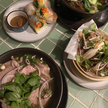 Ginger and Lemongrass - Summer Roll Chicken Steamed Buns Beef PHO Soup - Vietnamese Near Me - Whitestone, New York Ginger and Lemongrass - Summer Roll Chicken Steamed Buns Beef PHO Soup - Vietnamese Near Me - Whitestone, New York