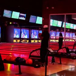 XLanes - Bowling Lanes