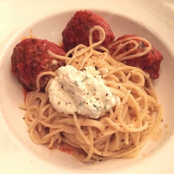 Italian Kitchen - Truffled spaghetti and signature meatballs - Italian Near Me - Vancouver, British Columbia Italian Kitchen - Truffled spaghetti and signature meatballs - Italian Near Me - Vancouver, British Columbia