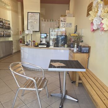 Swirlz Soft Serve Parlor - Ice Cream & Frozen Yogurt Near Me - San Marino, California Swirlz Soft Serve Parlor - Ice Cream & Frozen Yogurt Near Me - San Marino, California