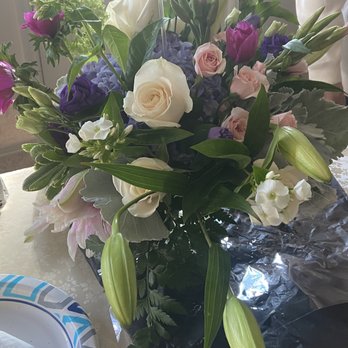 Renaissance Floral Design - Requested sympathy bouquet and left the design up to Michael. Very satisfied. Five stars. - Florists Near Me - Albany, New York Renaissance Floral Design - Requested sympathy bouquet and left the design up to Michael. Very satisfied. Five stars. - Florists Near Me - Albany, New York