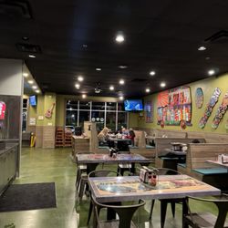 Peace Love and Pizza - Seating area