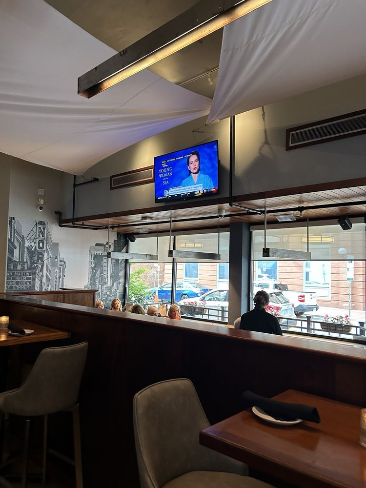 219 Bistro