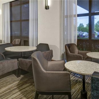 Hyatt Place Atlanta/Norcross/Peachtree - Bar Lounge - Hotels Near Me - Norcross, Georgia