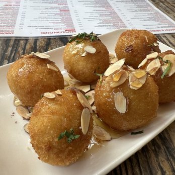 CRAFT Coral Gables - Breakfast & Brunch Near Me - Coral Gables, Florida CRAFT Coral Gables - Breakfast & Brunch Near Me - Coral Gables, Florida